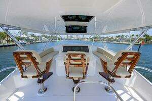 2021 Viking 72 Convertible thumbnail 26