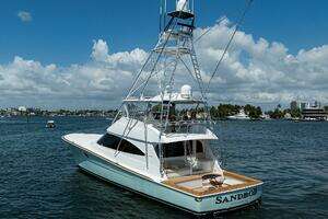 2021 Viking 72 Convertible thumbnail 47