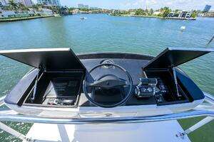 2021 Viking 72 Convertible thumbnail 33