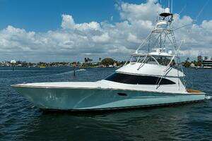 2021 Viking 72 Convertible thumbnail 45