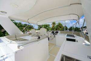 2001 Ocean Alexander 602 MKI thumbnail 28