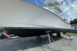 2006 Cabo 35 Express Never Again VII Bottom Job