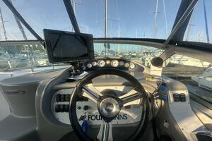 Apres Ski 26ft Four Winns Yacht For Sale