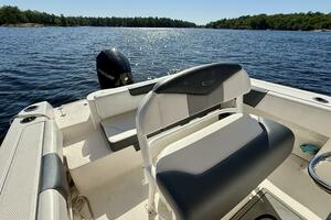 20ft Robalo Yacht For Sale