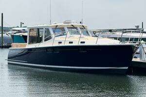 EAGLE WING 44ft MJM Yacht For Sale