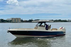 Chris Craft 30 Catalina- Profile