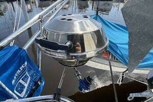 1999 Catalina 42 MK II thumbnail 23