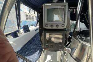 1999 Catalina 42 MK II thumbnail 16