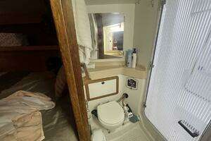 1999 Catalina 42 MK II thumbnail 63