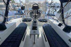 1999 Catalina 42 MK II thumbnail 10