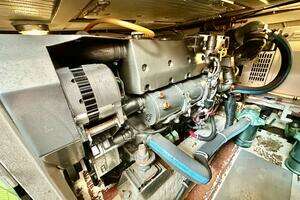 2002 Sabreline 36 Flybridge thumbnail 47