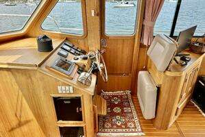 2002 Sabreline 36 Flybridge thumbnail 13