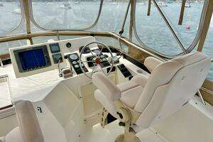2002 Sabreline 36 Flybridge thumbnail 35