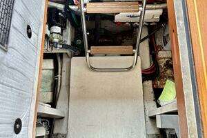 2002 Sabreline 36 Flybridge thumbnail 45