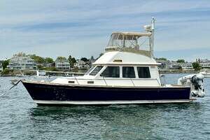 2002 Sabreline 36 Flybridge thumbnail 1