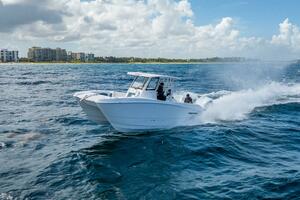 26ft Twin Vee Yacht For Sale