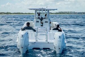 26ft Twin Vee Yacht For Sale