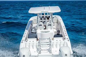 26ft Twin Vee Yacht For Sale