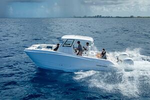 26ft Twin Vee Yacht For Sale