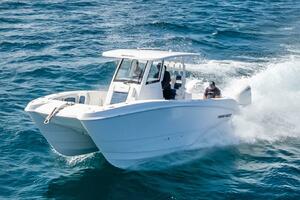 26ft Twin Vee Yacht For Sale