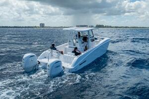 26ft Twin Vee Yacht For Sale