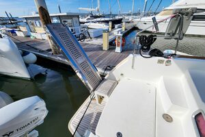 39ft Lagoon Yacht For Sale