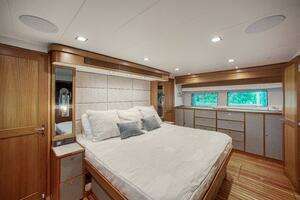 2023 Marlow Explorer 70E-CB thumbnail 16