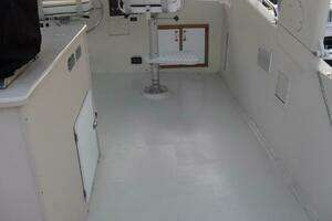 1987 Hatteras Flybridge thumbnail 27