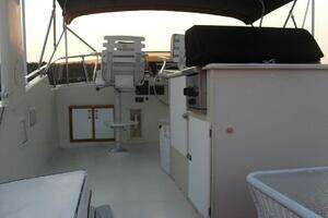 1987 Hatteras Flybridge thumbnail 26