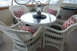 1987 Hatteras Flybridge thumbnail 38