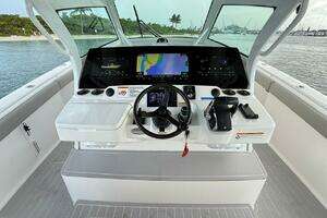 2006 Carver 43 Motor Yacht thumbnail 120