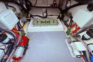 2006 Carver 43 Motor Yacht thumbnail 144