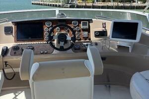 Helm of 2006 Carver 43 Motor Yacht with navigational equipme