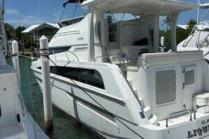 2006 Carver 43 Motor Yacht thumbnail 7