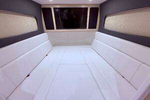 2006 Carver 43 Motor Yacht thumbnail 44