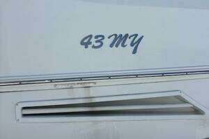 2006 Carver 43 Motor Yacht thumbnail 43