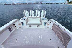 2006 Carver 43 Motor Yacht thumbnail 90
