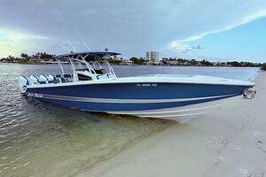 2022 Nor-Tech 390 Sport Center Console thumbnail 1