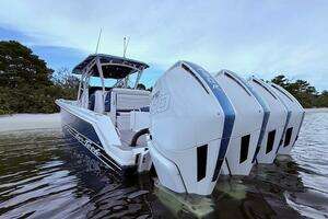 2022 Nor-Tech 390 Sport Center Console thumbnail 15