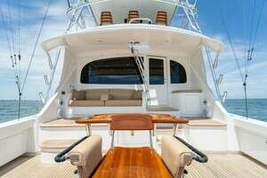 2018 Viking 72 Convertible thumbnail 22