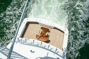 2018 Viking 72 Convertible thumbnail 2