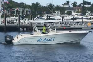 At Last 30ft Robalo Yacht For Sale