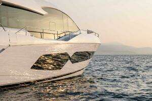 76' SUNSEEKER YACHT 2026 Sunseeker Flybridge Yacht For Sale in Poole 