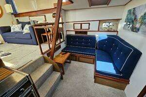 1977 Viking 43 Aft Cabin thumbnail 9
