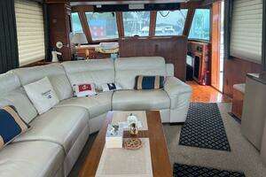  1984 Hatteras 61 CPMY Yacht For Sale in Port Clinton OH
