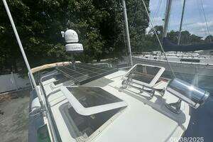 2012 Cutwater C28 thumbnail 13
