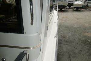 2012 Cutwater C28 thumbnail 12