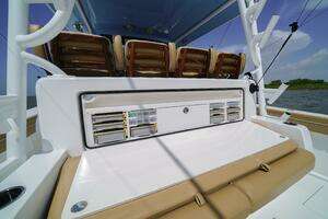 2024 Valhalla Boatworks V-46 thumbnail 26