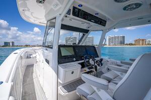 43ft Everglades Yacht For Sale