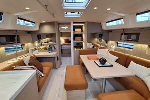 47ft Beneteau Yacht For Sale